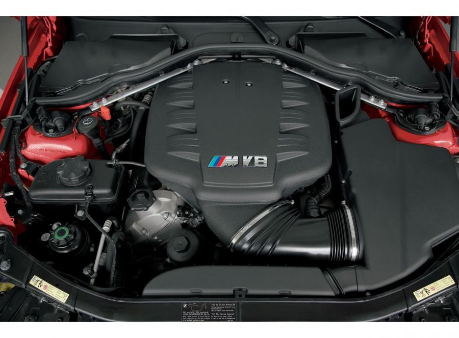  BMW M3 2008 года  (фото 139 из 219)